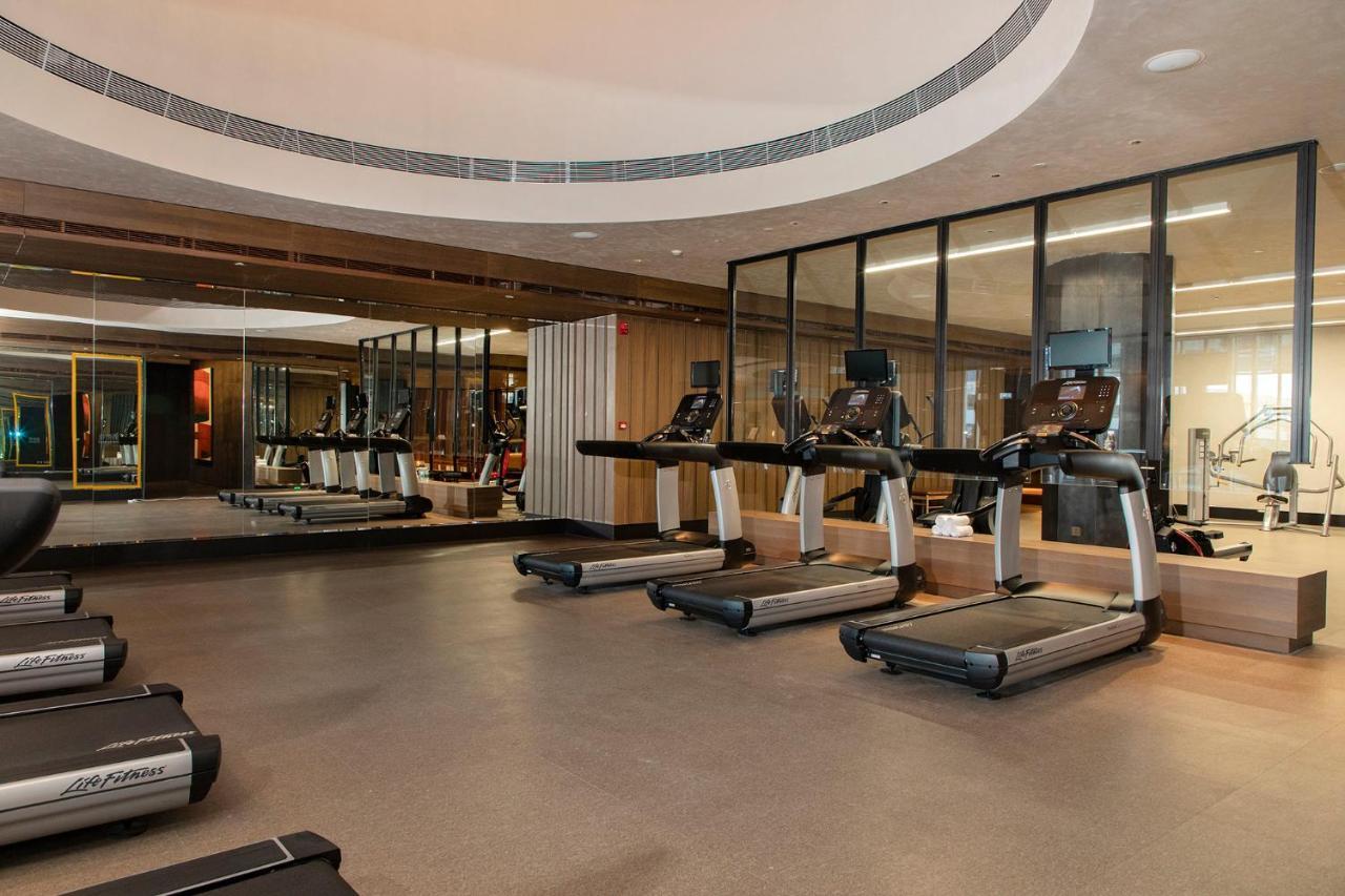 Mumian Beijing Daxing International Airport, Part Of Hyatt Hotell Eksteriør bilde The gym at the hotel
